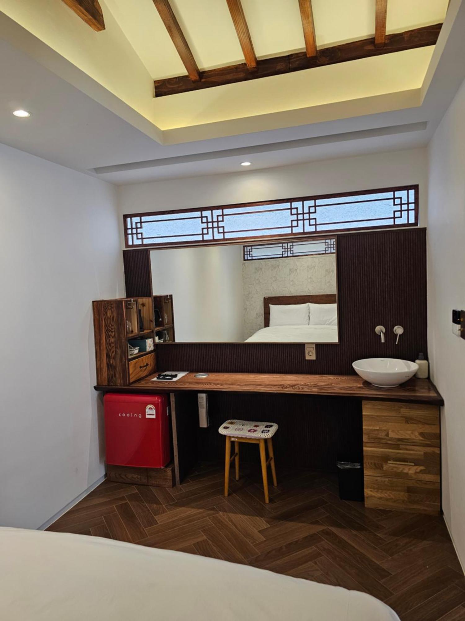 Sieunjae Bed & Breakfast Gyeongju Exterior photo