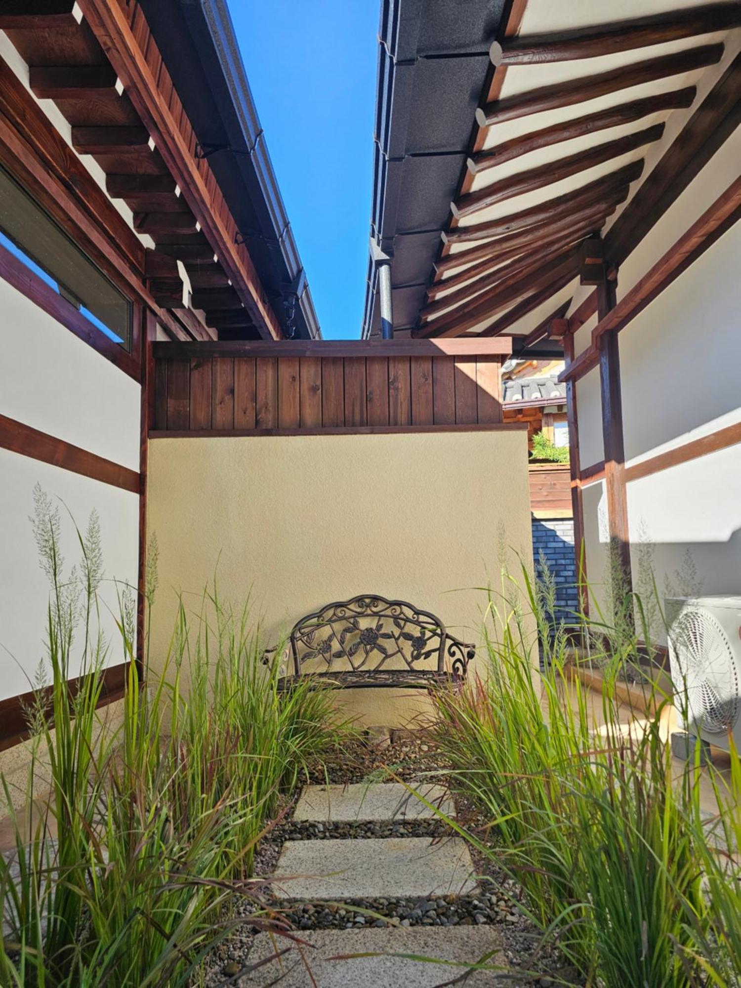 Sieunjae Bed & Breakfast Gyeongju Exterior photo