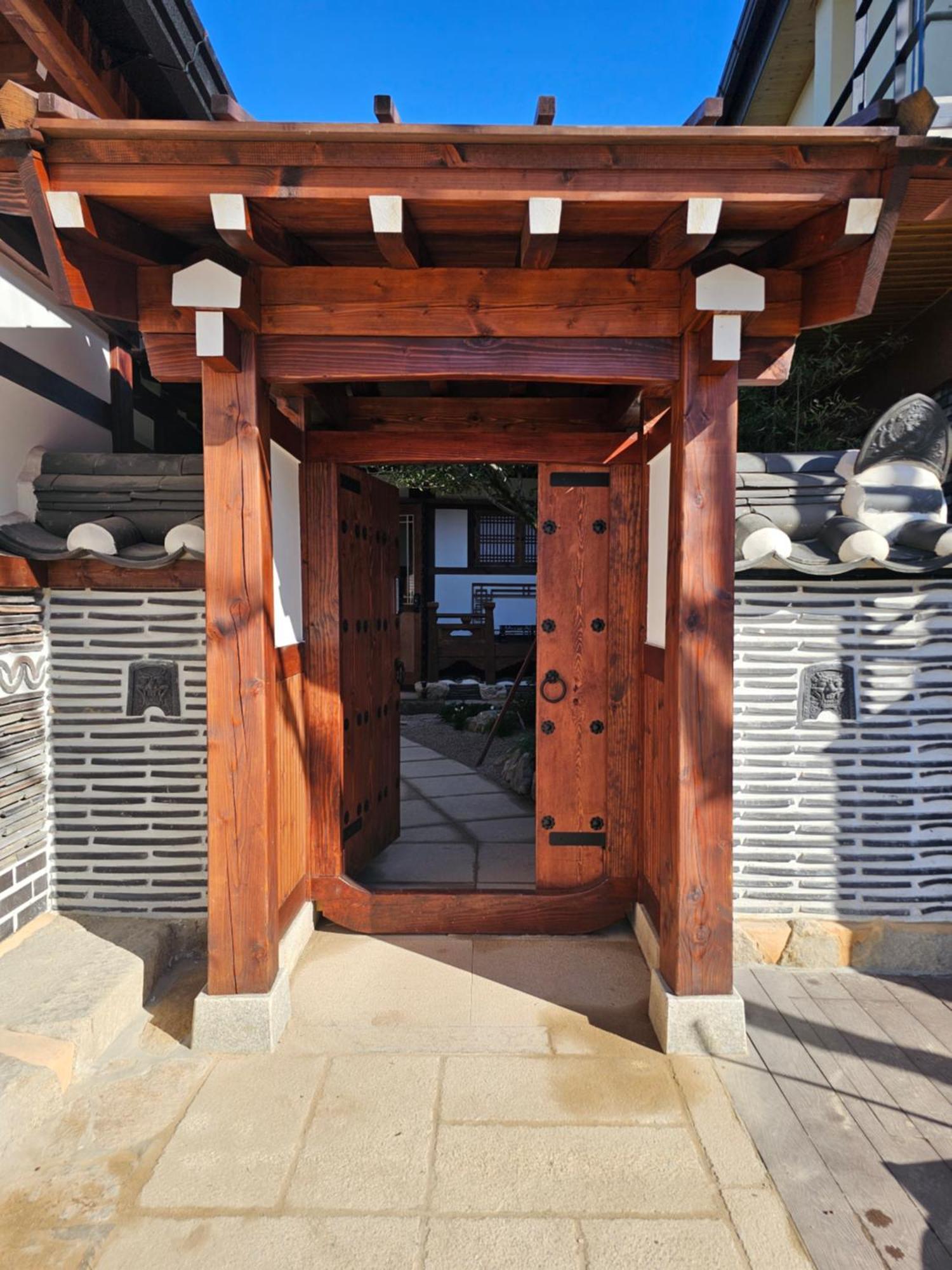 Sieunjae Bed & Breakfast Gyeongju Exterior photo